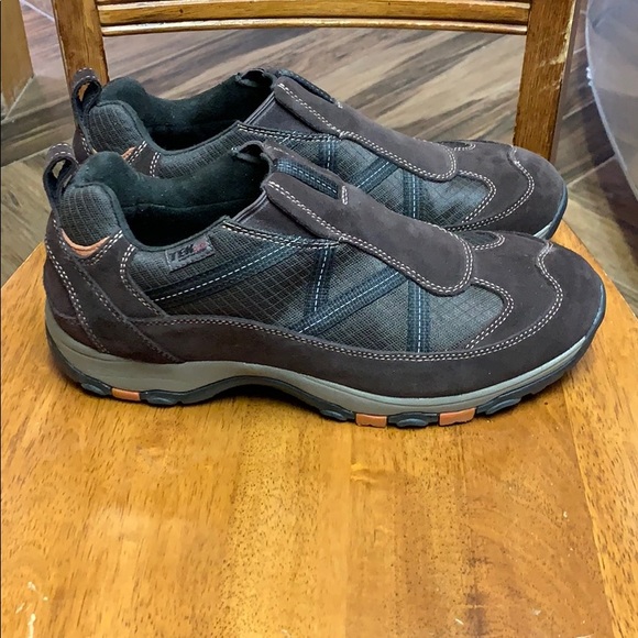 ll bean men's snow sneakers